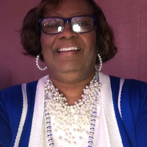 Meet your Posher, Constance